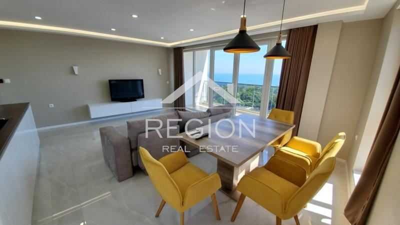 Дава се под наем Двустаен апартамент в Варна, Бриз - 75 кв.м за 750 € - Снимка #2