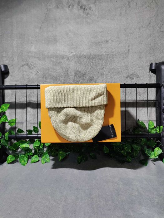 Fes Nike culoare crem