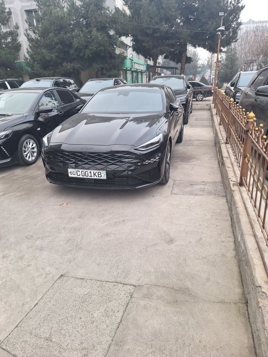 Kia K8 сотилади атига бизда 34199. Салонда 60минг