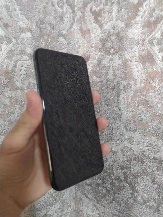 IPhone Xs ЦЕНА:280 Га бервораман