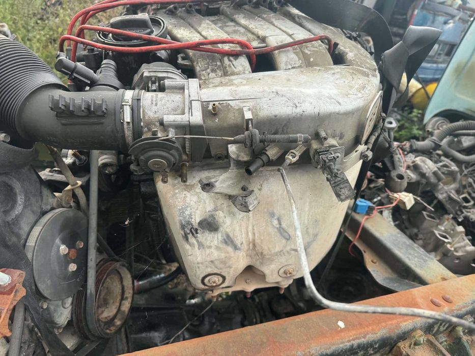 двигател 2.3 vr 5 AGZ VW GOLF VR 5 BORA VR5 ЦЯЛ ИЛИ НА ЧАСТИ