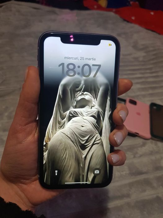 Iphone 11 purple