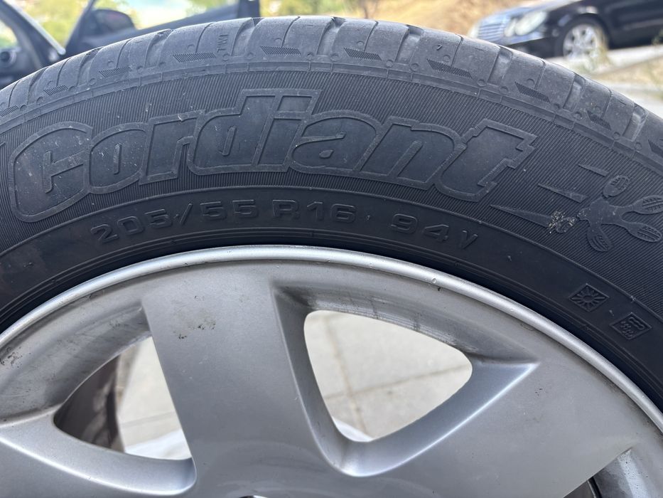 3 комплект Алуминиеви джанти и гуми за бмв