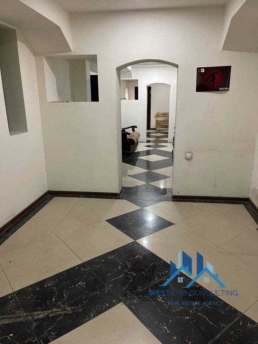 Продается офис, 200кв.м.Мирабадский р-н., ор-р: Шох Мед клиника