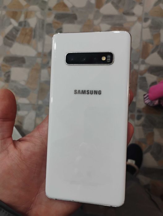 Samsung galaxy S10+ 512GB