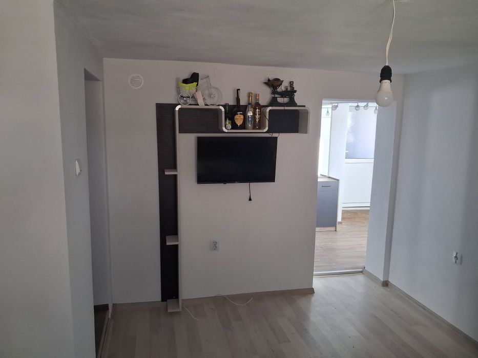 Дава се под наем Етаж от къща в Сопот - 70 кв.м за 255 € - Снимка #1