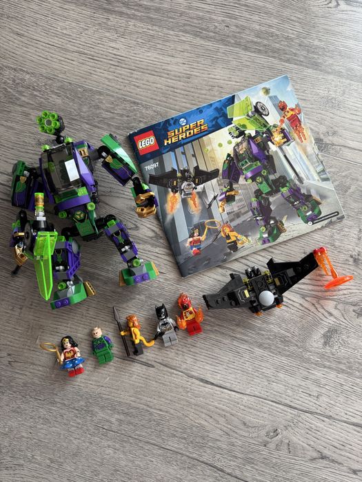 Lego DC 76097 / 76259 / 76224 / 76181 / 76120 / 76157