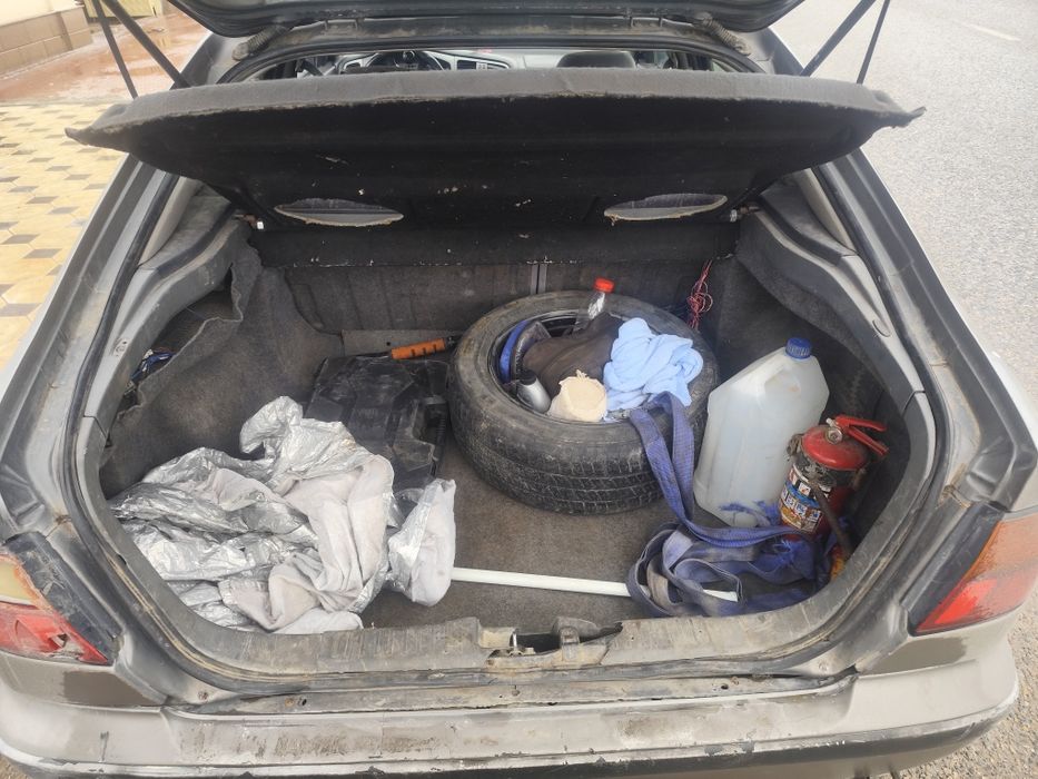 Продается ниссан примера р11