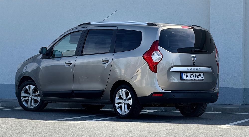 Dacia Lodgy // 2014 // 1.6 GPL // Navi Piele Senzori Parcare