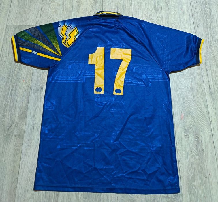 Стари италиански футболни фланелки