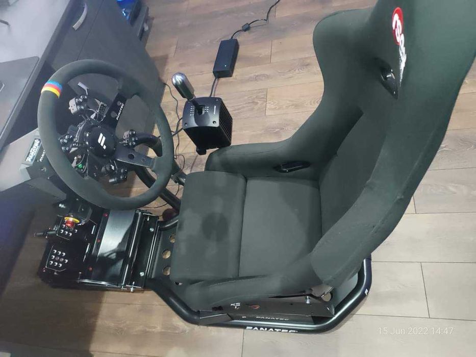 SimRacingRig RSeat RS1