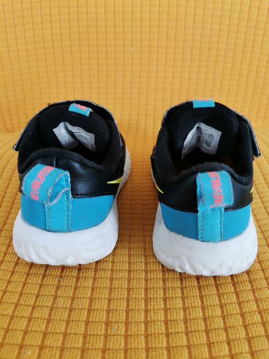 Adidași copii Nike 22