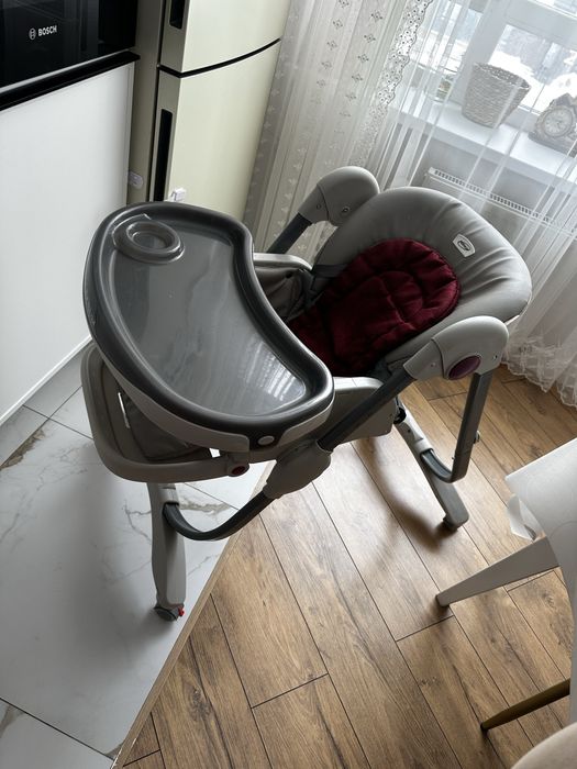 Стул для кормления