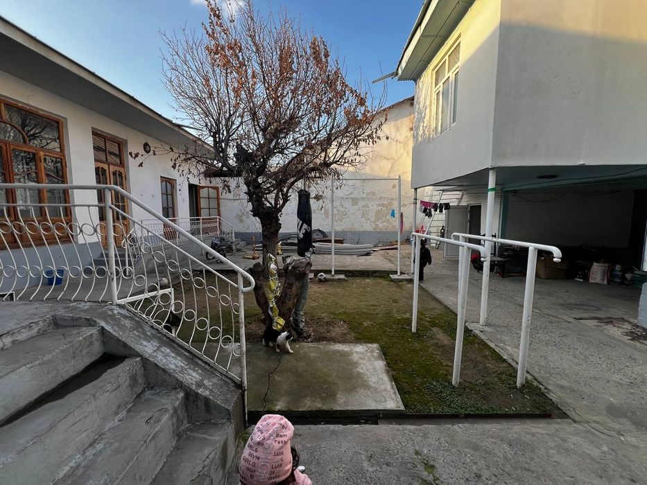 Shofayz kochasida Uchaska Sotiladi