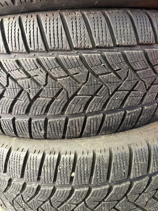 235/55/19 Dunlop зимни