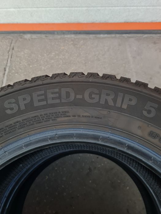 Зимни гуми 2 броя SEMPERIT SpeedGrip5 195 65 R15 дот 4024