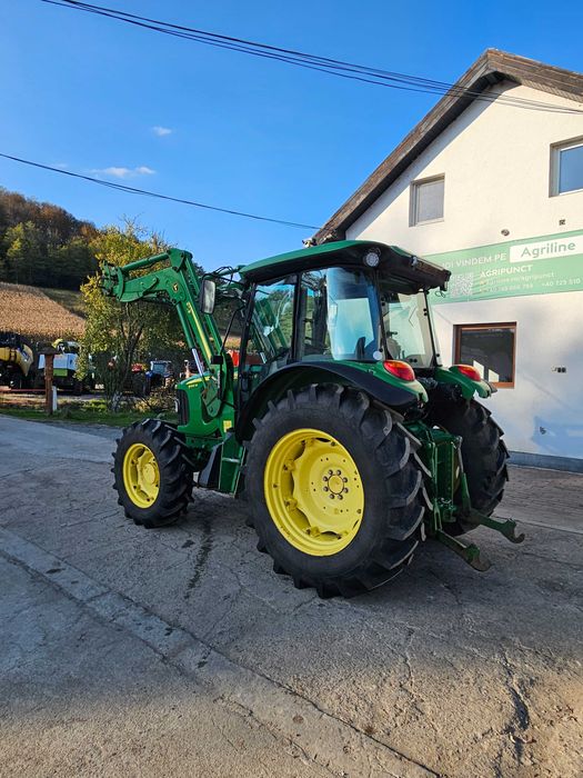 Vand/ schimb tractor John Deere 5100M cu incarcator frontal John Deere