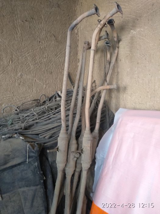 Тико.Унг эшик,,том,  Радной Ок ранг га бор.