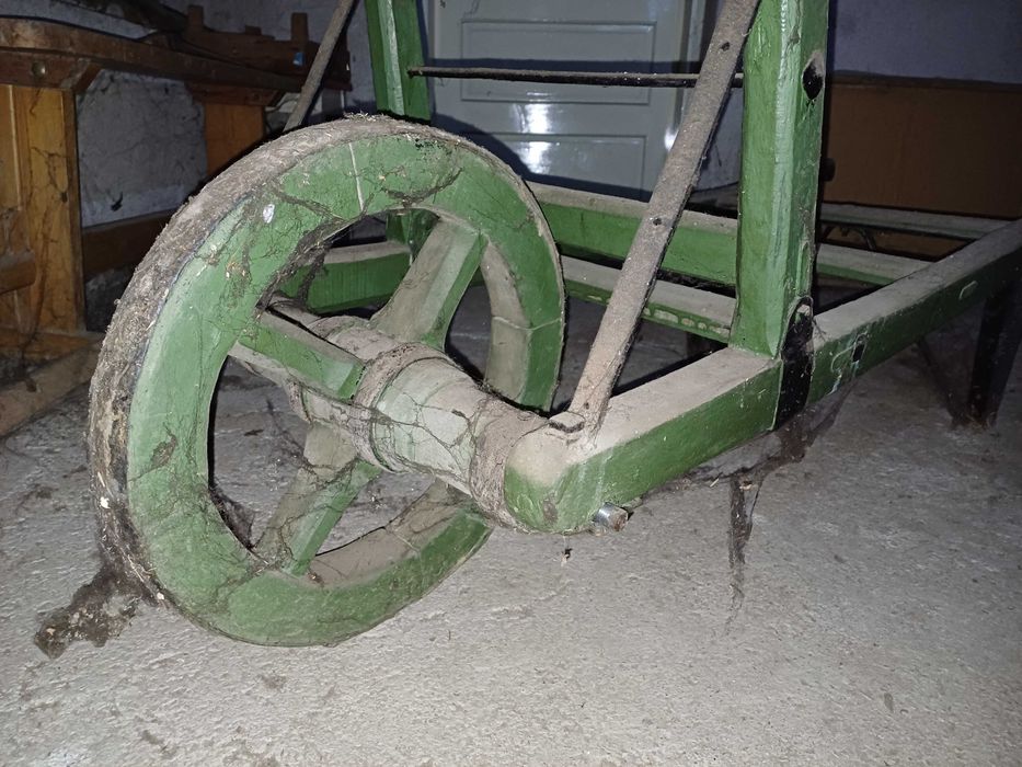 Vand Roaba veche din lemn