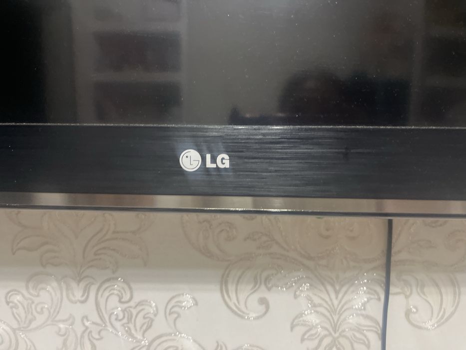 Продам телевизор LG в рабочем состоянии