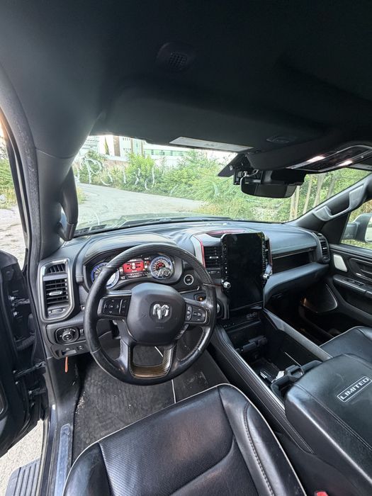 RAM 1500 Limited за части !!