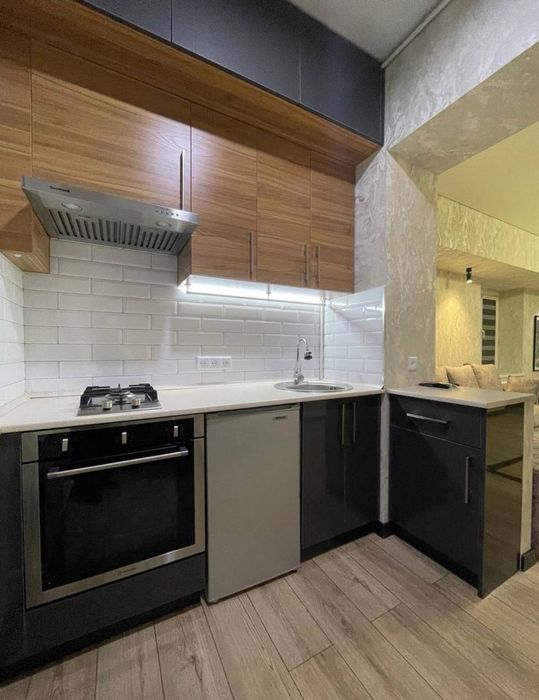 Квартира на Ц5-школа Эрудит 1*2/3/4 общ пл 42м  Евро с обстановкой