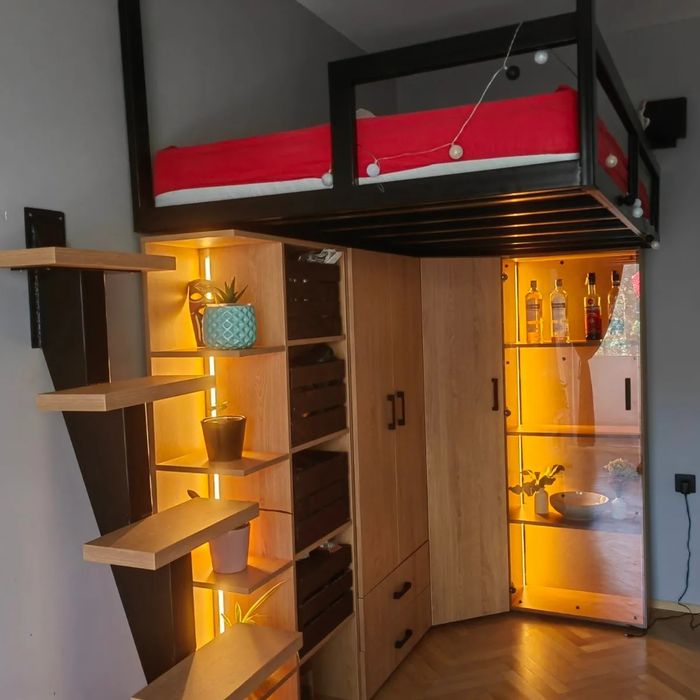 Мебели по поръчка