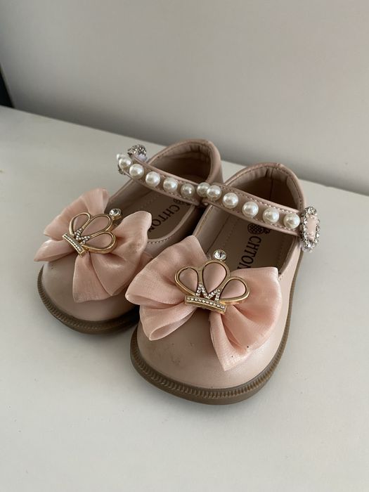 Туфельки для девочек