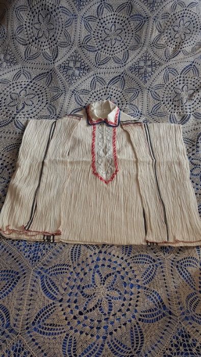 Автентични ризи от народна носия