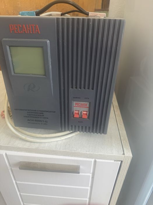 Стабилизатор напряжения