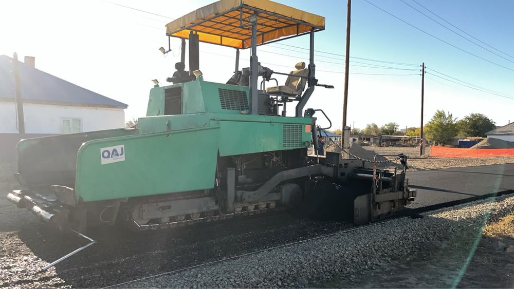 Асфальтоукладчик XCMG RP802, 2008 г., плита 6 м