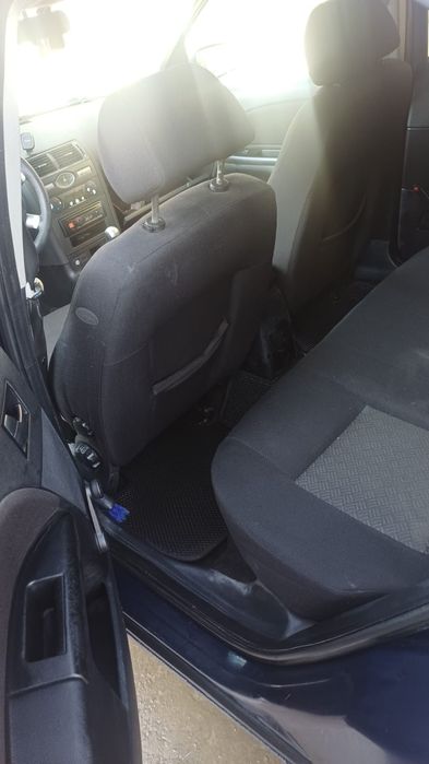 Ford Mondeo МЕХАНИКА 2004г