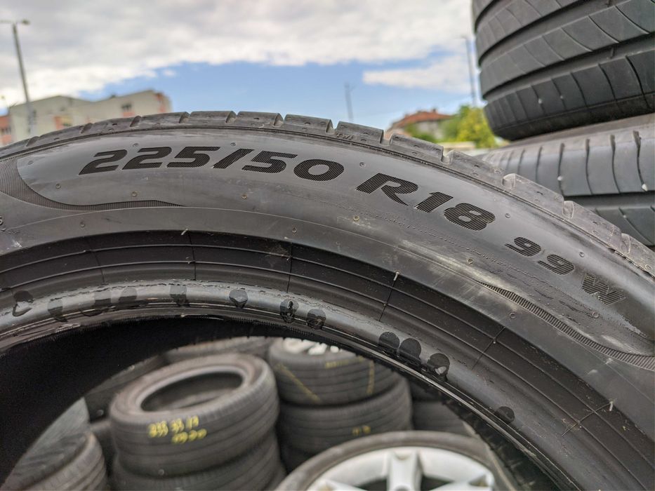 2бр Летни гуми 225 50 18 - Pirelli