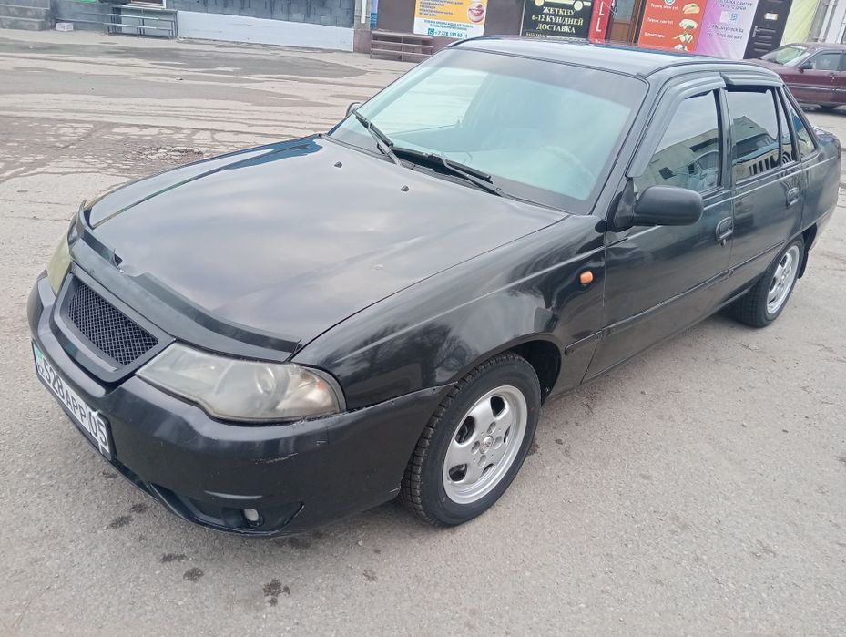 Срочно продам нексия 2