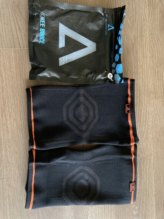 Ластични наколенки / размер М /