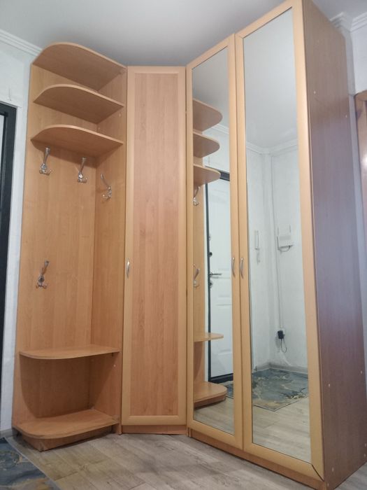 Прихожая угловая