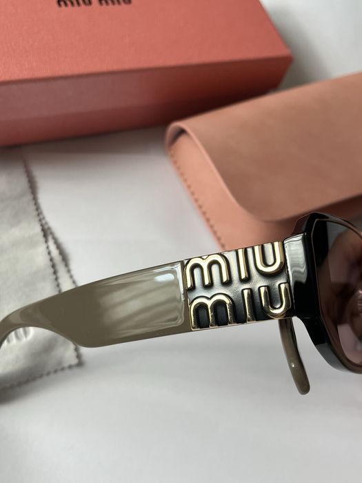 Ochelari de soare MIUMIU noi