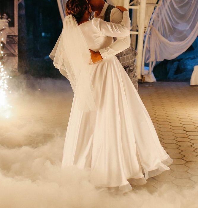 Свадебное платье, продажа/аренда.