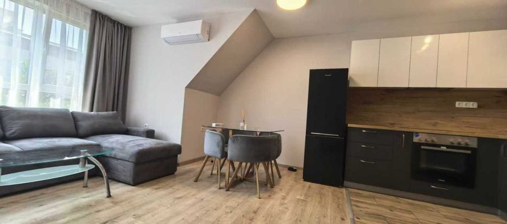 Тристаен апартамент в Каменица 2