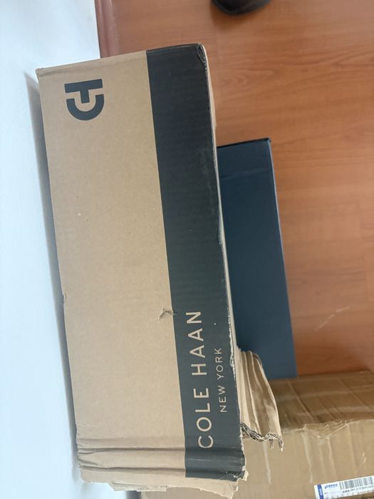 Cole Haan новые, 42 eur 27см.