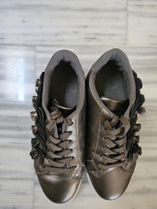 Спортни дамски обувки - 37 номер