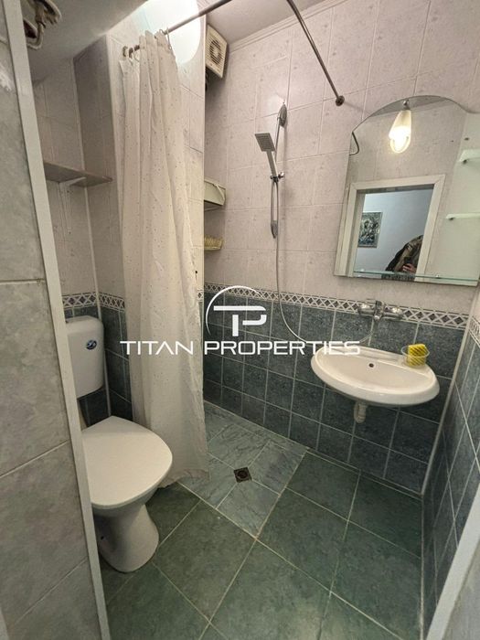 Дава се под наем Двустаен апартамент в Бургас, Лазур - 48 кв.м за 328.95 € - Снимка #5