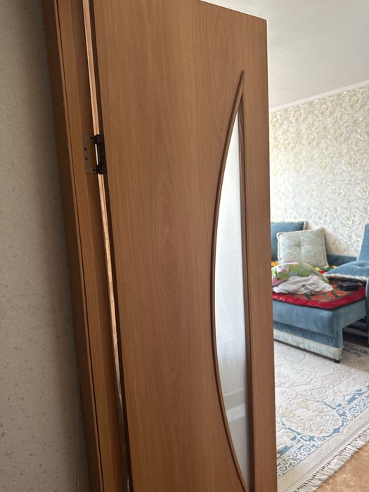 Продам двери коричневые