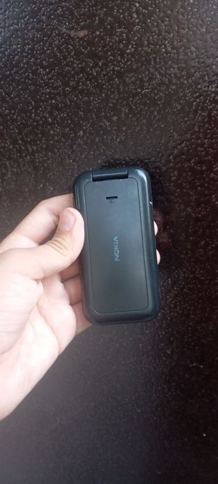 Nokia N 2660 flip