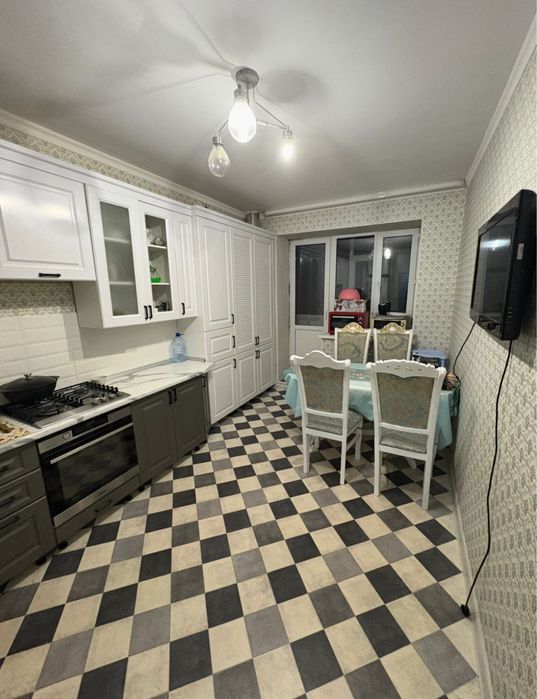 Продам 2 ком квартира  Батыс-2