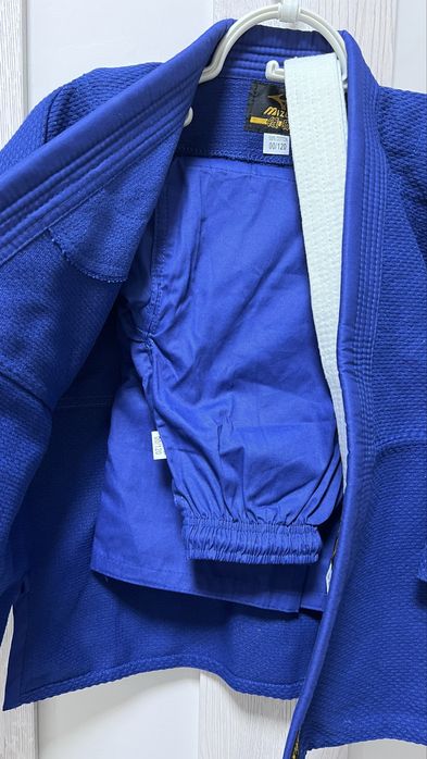 Продаю детское кимоно