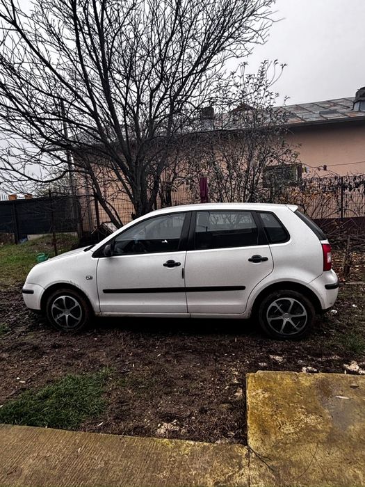 Vand Polo 1.2 benzina