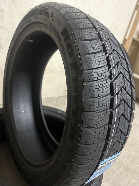 Нови зимни гуми ROTALLA SETULA W RACE S330 215/45R18 93V XL НОВ DOT