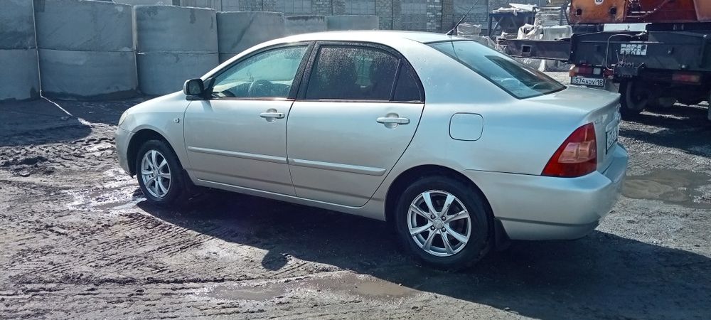 Продам тоуота королла 2005