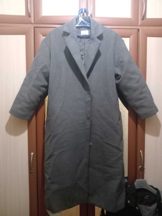 Продам пальто оверсайз 44 р.